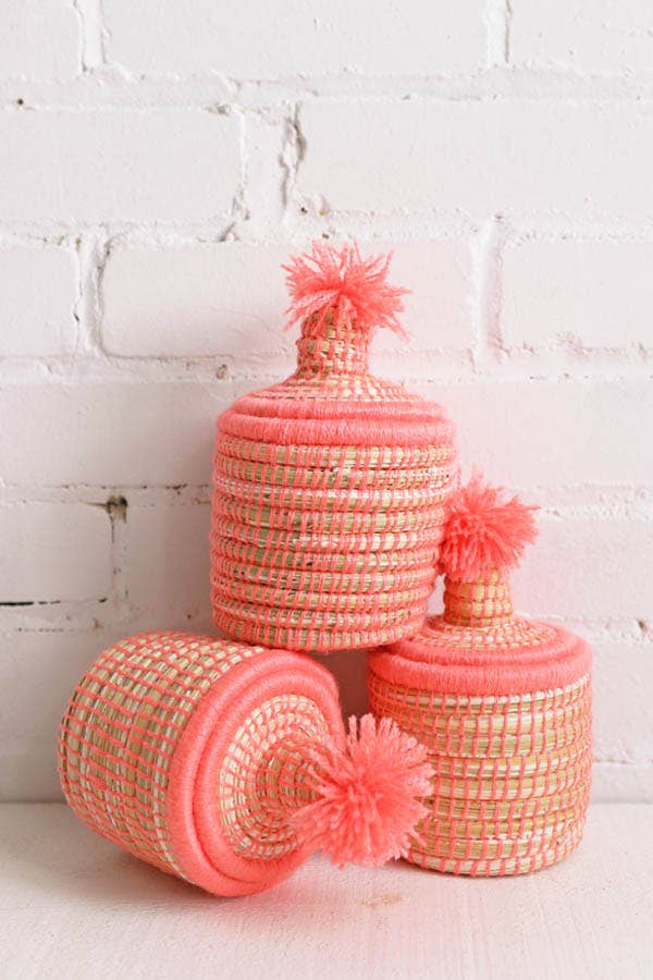Mini Basket – Neon Coral Pompom